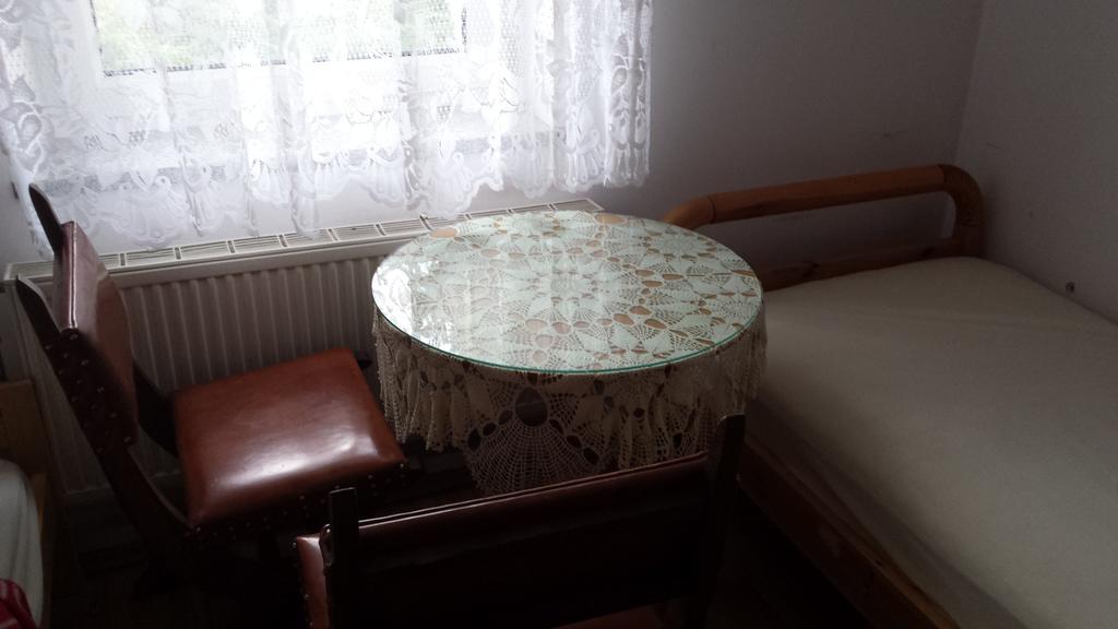 Pokoje W Uzdrowisku Przerzeczyn-Zdroj Kamer foto